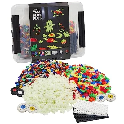 Abbildung von Plus 9603919 Geniales Konstruktionsspielzeug, Basic XXL Mega Set, Glow in The Dark, Kreativ Bausteine, 2000 Teile, Ab 5 Jahren