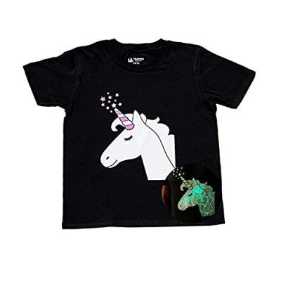 Abbildung von Illuminated Apparel Leuchtet Im Dunkeln Interaktives Leucht T Shirt (Einhorn, 7 8 Jahre)