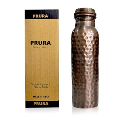 Abbildung von PRURA Wasserflasche aus Kupfer, Federdruck, auslaufsicher, ayurvedisches Trinkgefäß, Kupfergefäß für Sport, Fitnessstudio, Outdoor, Yoga, Küche