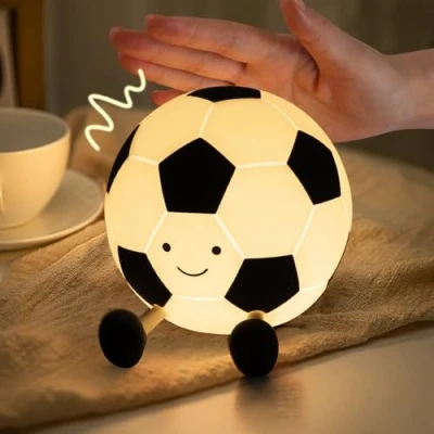 Abbildung von YISUN Fussball Nachtlicht, Nachtlicht Kinder, Tragbares Fußball mit Touch Steuerung und Timer, Wiederaufladbare Dimmbare Silikonlampe, Nachttisch Schlafzimmer Tischdekoration lampe