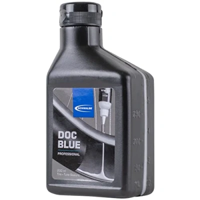Abbildung von Schwalbe Doc Blue Professional 200ml Tubeless Dichtmilch, Reifendichtmittel, Pannenset