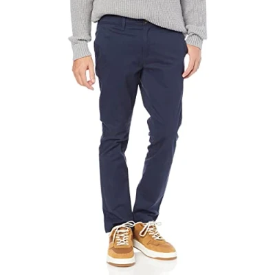 Abbildung von Amazon Essentials Herren Legere Stretch Chinohose mit Enger Passform, Marineblau, 33W / 32L