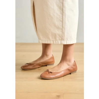 Abbildung von Tamaris Klassischer Ballerina, Damen, Größe: 39, Nut Schuhe