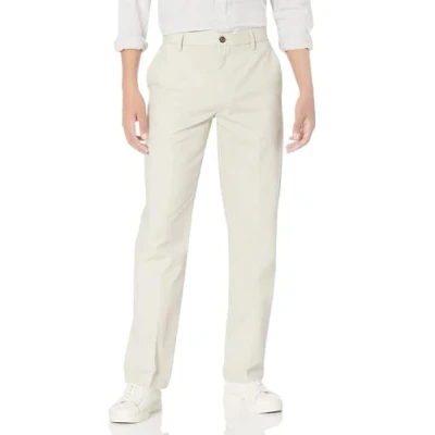Abbildung von Amazon Essentials Herren Knitterfreie Flatfront Chinohose in klassischer Passform (erhältlich Übergröße), Stone, 34W / 32L