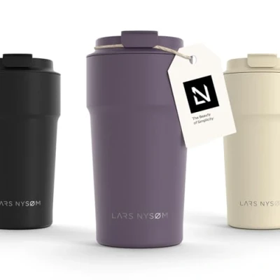 Abbildung von LARS NYSØM Thermo Kaffeebecher to go 500ml Travel Mug 0,5 Liter mit Isolierung Auslaufsicherer Edelstahl Thermobecher für Kaffee und Tee unterwegs Teebecher (Deep Purple, 500ml)