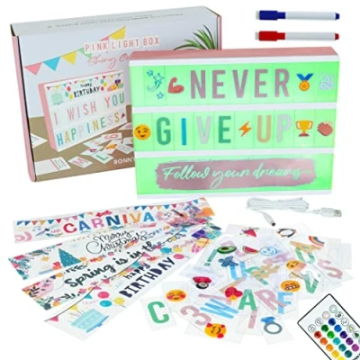 Abbildung von Light Box Rosegold A4 16 Farben mit 400 Buchstaben und Emojis, 10 Premium Karten, Fernbedienung, 2 Stifte BONNYCO Ä Ö Ü ß Lichtbox Led Buchstaben, Geschenke für Frauen and Mädchen