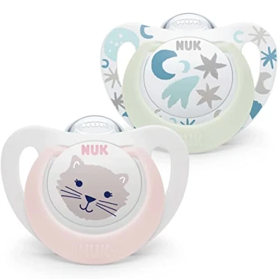 Abbildung von NUK Star Babyschnuller 06 Monate Day &amp; Night Schnuller BPA freies Silikon Pink Cat 2 teilig