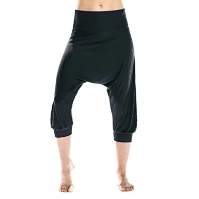 Abbildung von Winshape Functional Light AND SOFT kurze Sporthose, Damen, Größe: XL, Black