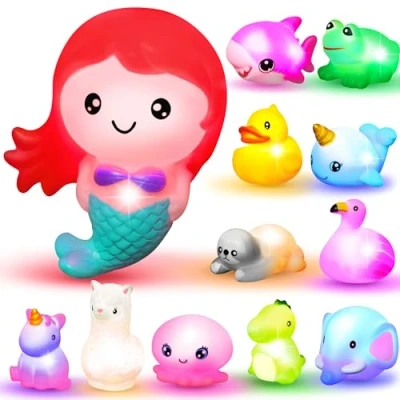 Abbildung von JOYIN 12 Stück leuchtende Badespielzeuge, Kleinkind blinkende Bunte LED Badewanne Meerjungfrau Spielzeug, Baby Bathtime schwimmenden Gummi Dusche Spielzeug