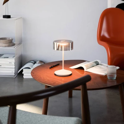 Abbildung von SIGOR Numotion Dimmbare LED Akku Tischleuchte Indoor &amp; Outdoor, IP54 spritzwassergeschützt, Höhe 26,5 cm, aufladbar mit Easy Connect, 12 h Leuchtdauer, dünenbeige