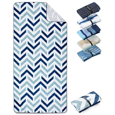 Abbildung von Fit Flip Strandtuch XXL Mikrofaser Badetuch Strandtücher leicht und schnelltrocknend 100% recyceltes Handtuch Strandhandtuch zum Baden (Arrows 160x90cm)