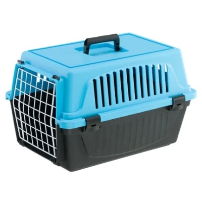 Abbildung von Ferplast Transportbox Katze, Hundetransportbox kleine Hunde und Katzen bis 5 kg, Tür aus plastifiziertem Eisen, Lüftungsschlitze, 32,5x48xH 29 cm, Hartschalen Transportbehälter Atlas 10 EL, Hellblau