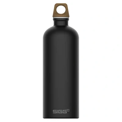 Abbildung von SIGG Alu Trinkflasche Traveller MyPlanet Direction Klimaneutral Zertifiziert kohlensäurehaltige Getränke Auslaufsicher Federleicht BPA frei Outdoor &amp; Yoga Mattes Schwarz 1L