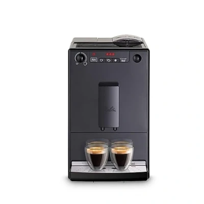 Abbildung von Melitta Solo Kaffeevollautomat mit höhenverstellbarem Auslauf, kleine Kaffeemaschine abnehmbarem Wassertank, für z. B. Espresso oder Café Crème, pure black