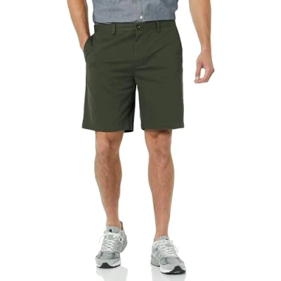 Abbildung von Amazon Essentials Herren Chinoshorts, 23 cm, Schlanker Schnitt, Dunkles Olivgrün, 30W