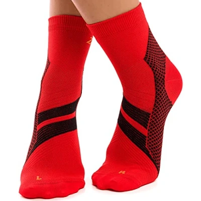 Abbildung von ZaTech Plantarfasziitis Socken, Kompressions unterstützt Ferse, Knöchel und Fußgewölbe, für bessere Durchblutung, reduziert Fußschwellungen Schmerzen (Rot/Schwarz, XL, 43 45)