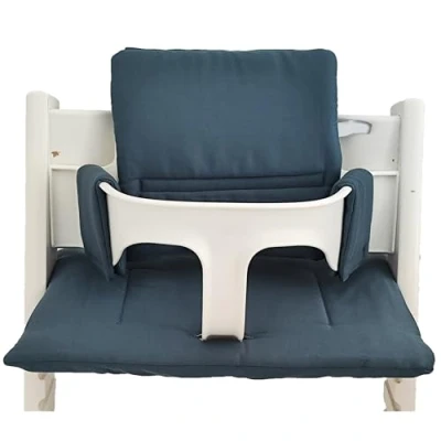 Abbildung von Kadem® Sitzkissen 100% Bio Baumwolle Classic Kissen Sitzbezug Hochstuhlauflage 2 teilig passend für Stokke Tripp Trapp Kinderhochstuhl maschinenwaschbar einfache schnelle Befestigung blau
