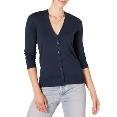 Abbildung von Amazon Essentials Damen Leichter Cardigan mit V Ausschnitt (in Übergröße erhältlich), Marineblau, XXL