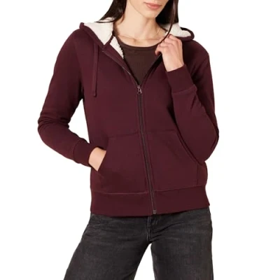 Abbildung von Amazon Essentials Damen Sherpa gefütterte Fleece Kapuzenjacke mit durchgehendem Reißverschluss (erhältlich in Übergröße), Burgunderrot, S