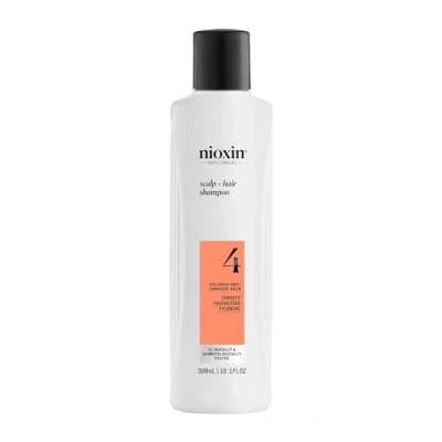 Abbildung von Nioxin Scalp + Hair System 4 Shampoo Tiefenreinigungsshampoo für strapaziertes, sichtbar dünner werdendes Haar mit Biotin, Koffein &amp; Niacinamid (300 ml)