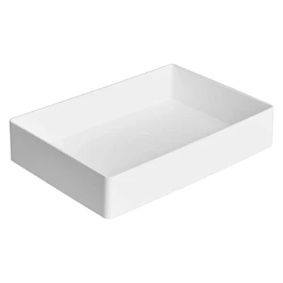 Abbildung von Amazon Basics Rechteckig, Kunststoff Organizer, Zubehörablage, 24 x 17 5 cm, Weiß