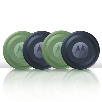 Abbildung von Motorola Moto Tag Smart Tracker, 4er Pack (Android 9+ kompatibel, Bluetooth 5.4, IP67 Wasserschutz, USB C, Ultrabreitband, Finder für Schlüssel, Gepäck UVM), 2X Jade Green + Starlight Blue