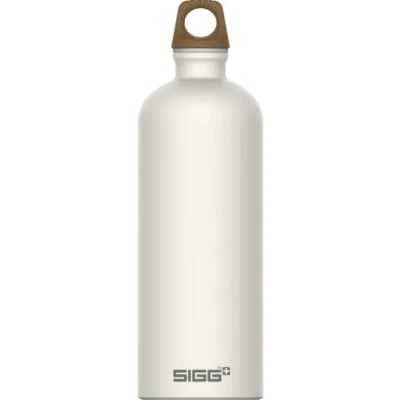 Abbildung von SIGG Alu Trinkflasche Traveller MyPlanet Forward Klimaneutral Zertifiziert kohlensäurehaltige Getränke Auslaufsicher Federleicht BPA frei Outdoor &amp; Yoga Mattes Weiß 1L