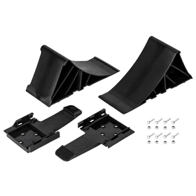Abbildung von AUTOLIGHT 24 2er Set Unterlegkeile mit Halter und Befestigung Bremskeile Hemmschuhe Stütze für PKW Anhänger Wohnwagen bis 1,6 Tonnen Achslast