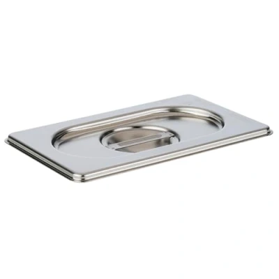 Abbildung von APS 81591 GN 1/9 Deckel ohne Löffelaussparung, rostfreier Edelstahl, Abmessungen 105 x 175 mm/Höhe 25 mm