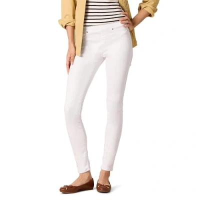 Abbildung von Amazon Essentials Damen Stretch Jeggings zum Anziehen(erhältlich in Übergröße), Weiß, 38