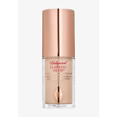 Abbildung von Charlotte Tilbury Hollywood Filter Travel SIZE Foundation, Damen, Größe: 5.5 ml, 4.5 medium