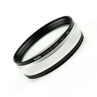 Abbildung von NiSi Nahlinse 77mm Close up Lens Filter Kit inkl 77 mm Linse, 72 Adapterring, 67 Objektivdeckel und Filtertasche