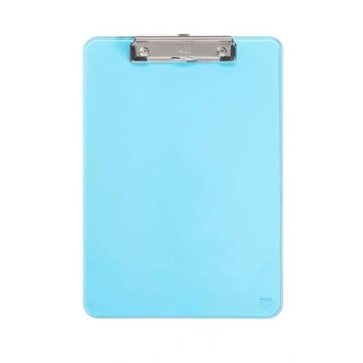 Abbildung von MAUL Klemmbrett A4 MAULneon Schreibbrett aus Kunststoff im DIN Format Clipboard zum Aufhängen moderner Klemmer zur Aufbewahrung von Papier für Büro, Küche und Werkstatt Blau