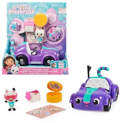 Abbildung von Gabby’s Dollhouse, Carlita Spielzeugauto mit Pandy Paws Sammelfigur, 2 Zubehörteilen und 1 Überraschungsbox, geeignet für Kinder ab 3 Jahren