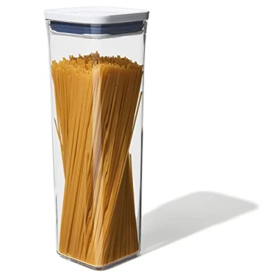 Abbildung von OXO Good Grips POP Behälter luftdichte, stapelbare Aufbewahrungsbox mit Deckel für Lebensmittel 2,1 l Spaghetti und mehr, Weiß