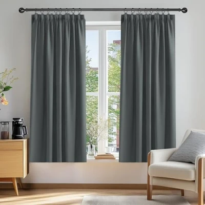 Abbildung von Deconovo Vorhang Blickdicht Gardinen Verdunkelung Kinderzimmer Winter Extra Warm, 138x132cm(HöhexBreite), Dunkelgrau, 2er Set