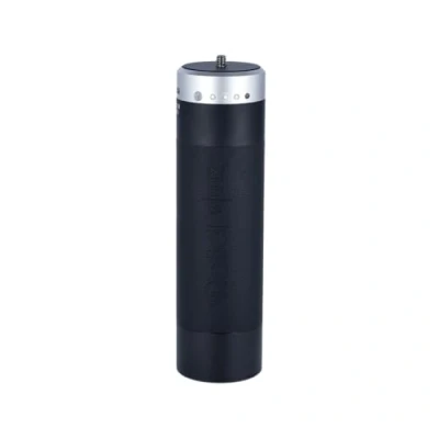 Abbildung von Rollei Batteriegriff 99Wh für LUX Serie Kompatibel mit Lichtern Leistungsstarker Akku D Tap &amp; USB C Anschlüsse Flugreisetauglich Energiegriff 1/4 Zoll Anschluss