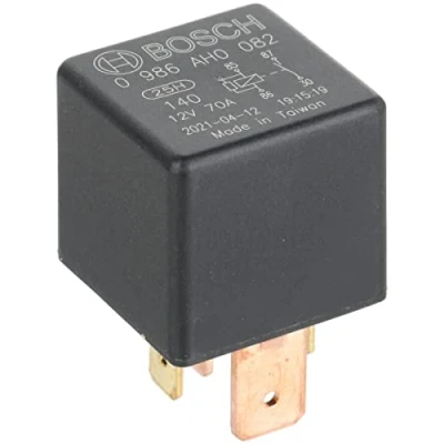 Abbildung von Bosch 0986AH0082 Leistungsrelais 12V 70A, IP5K4, Betriebstemperatur von 40 bis 125, Schließer Relais, 4 Pins