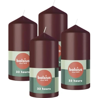 Abbildung von Bolsius Glatte Stumpenkerzen Bordeauxrot 4 Stück 12 x 6 cm Dekorative Haushaltkerzen Länge Brenndauer 33 Stunden Unparfümierte Enthält Natürliches Pflanzenwachs Ohne Palmöl