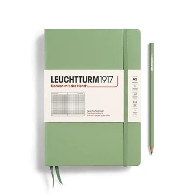 Abbildung von LEUCHTTURM1917 361583 Notizbuch Medium (A5), Hardcover, 251 nummerierte Seiten, Salbei, kariert