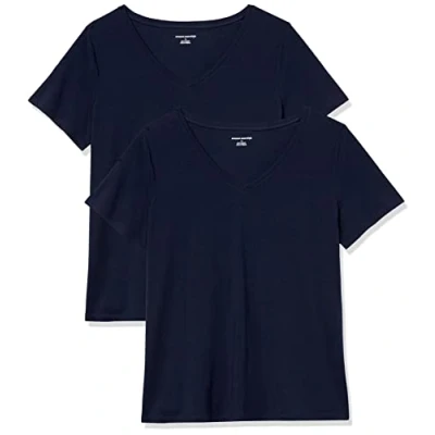 Abbildung von Amazon Essentials Damen T Shirt mit V Ausschnitt und kurzen Ärmeln in Übergröße, 2er Pack, Marineblau, 3XL Große Größen