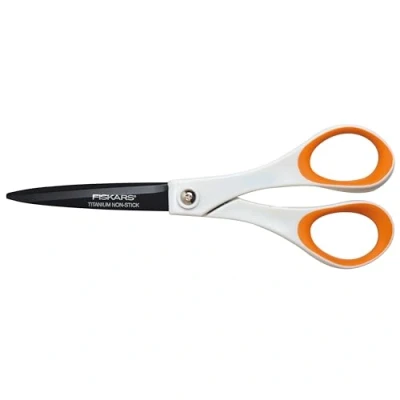 Abbildung von Fiskars Antihaft Universalschere, Länge: 18 cm, Für Rechts und Linkshänder, Titan Beschichtung/Rostfreie Stahl Klinge/Kunststoff Griffe, Weiß/Orange, 1004720