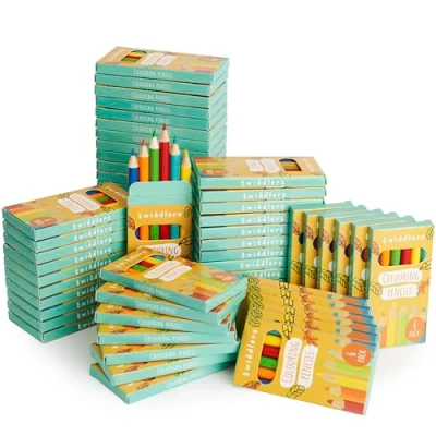 Abbildung von THE TWIDDLERS 60 Boxen mit Mini Buntstiften 6 Bleistifte pro Box, insgesamt 360 leicht zu greifender runder Schaft, 9 cm Länge, Multipack für Partytüten Kindergeburtstage (60 x 6er Packs)