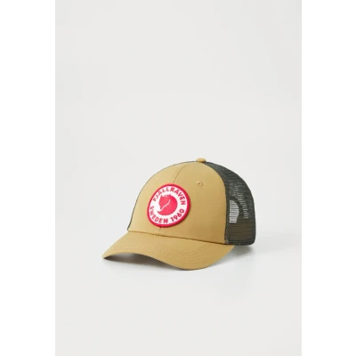 Abbildung von Fjallraven Fjällräven Unisex 1960 Logo Långtradarkeps Hat, Buckwheat Brown, L XL EU