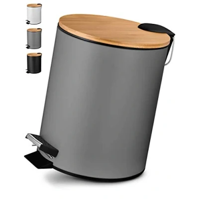 Abbildung von VMbathrooms 5L Kosmetikeimer in edlem grauem Design Tretmülleimer mit Absenkautomatik (Soft Close) Eleganter Eimer fürs Bad Innenbehälter und Bambus Holzdeckel