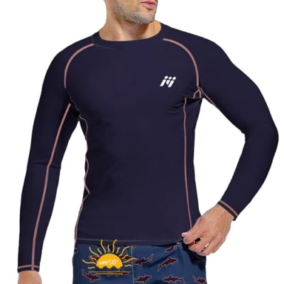 Abbildung von MEETWEE Herren Rash Guard Vest Männer Langarm/Kurzarm UV Schutz T Shirt Tops UPF 50+ Schnelltrocknend für Schwimmen Surfen Wassersport