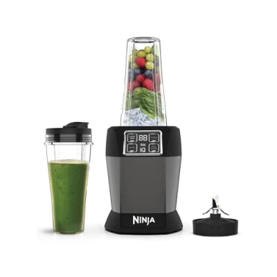 Abbildung von Ninja Mixer mit 2 Programmen: Mixen &amp; Max Mixen, Impulsfunktion, 2x 700ml Becher Ausgussdeckel, 1000W, spülmaschinenfest, Smoothie Maker, Auto iQ, Schwarz BN495EU