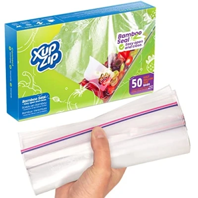 Abbildung von 50 x Premium Gefrierbeutel zur Aufbewahrung von Lebensmitteln XupZip™ 2,27 L, wiederverwendbar, Hochleistungskunststoff Luftdichter &amp; auslaufsicherer Bambusverschluss BPA frei