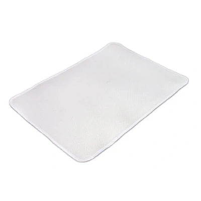 Abbildung von Träumeland Airsafe 3D Nässeschutzauflage mit Luftpolster zur verbesserten Luftzirkulation, Größe 60 x 120 cm