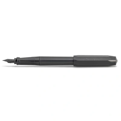 Abbildung von Kaweco PERKEO Füllhalter All Black I Füllfederhalter für Tintenpatronen Schulfüller in Schwarz Anfänger Füller mit ergonomischem Griffstück zum bequemen Schreiben 16 cm Federbreite: M (Medium)